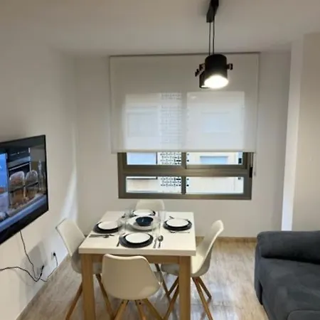 Centrico Y A 100 Metros De La Playa Lejlighed *