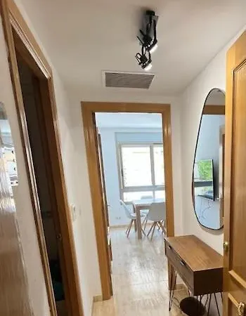 Lejlighed Centrico Y A 100 Metros De La Playa *